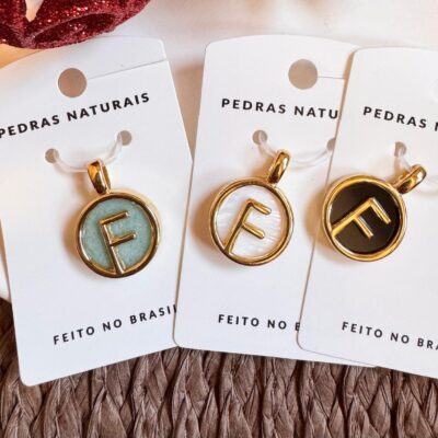 Pingente Inicial "F" PEDRA NATURAL